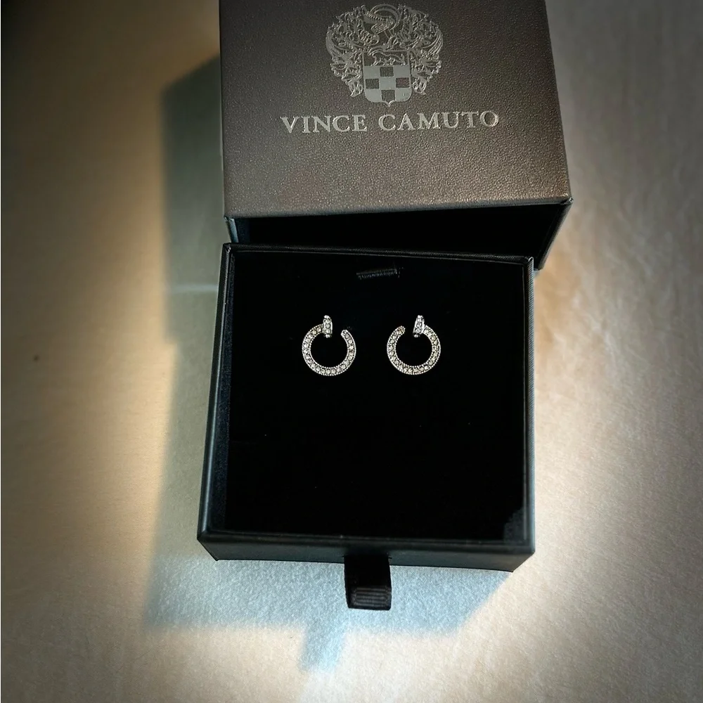 ⤵️ VINCE CAMUTO • Earring & Necklace Set • 2 Piece - Picture 8 of 11